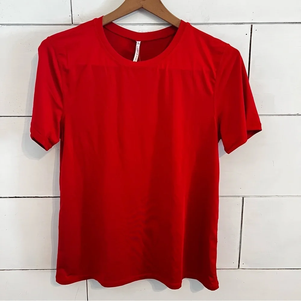 Fabletics Phoenix Lite Short Sleeve Top. Size Small. New With Tags.